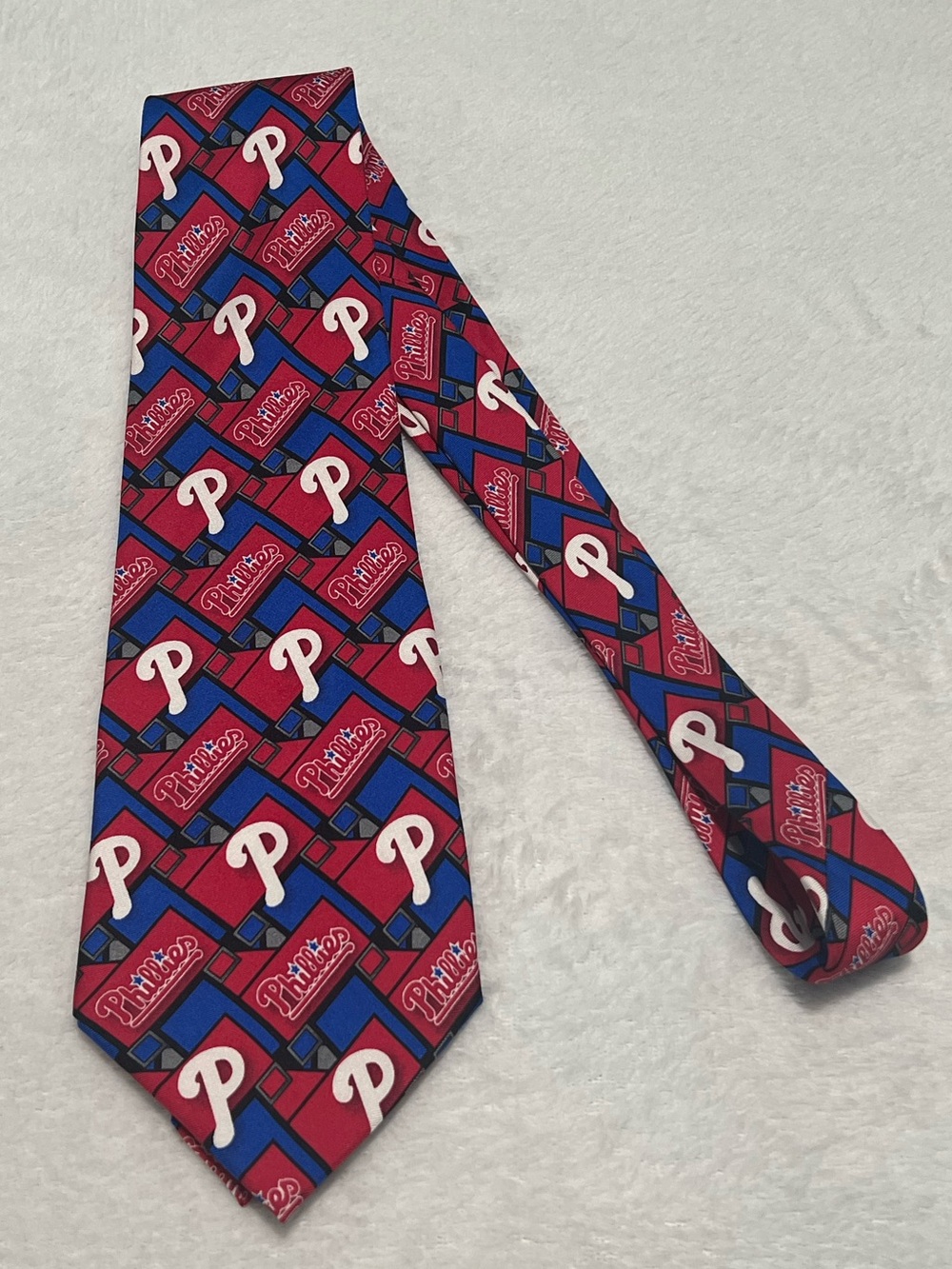 Philadelphia Phillies Red & Blue Patterned Logo Tie